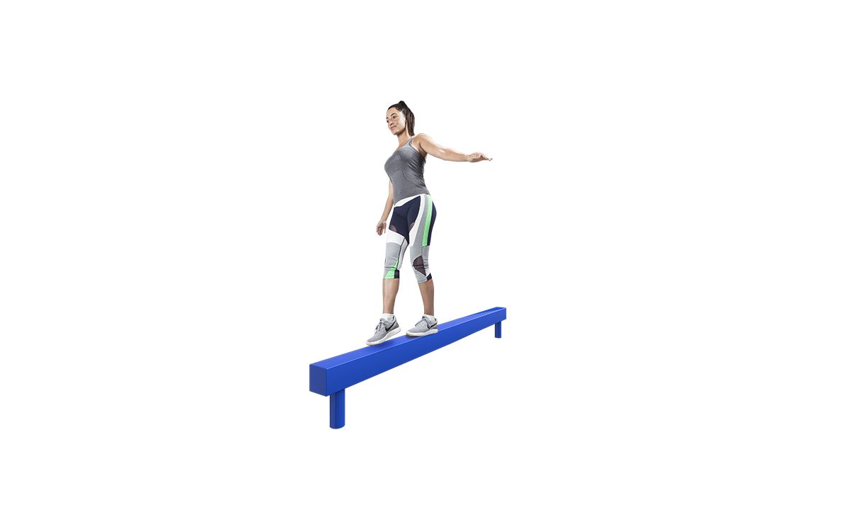 Outdoor fitness balance beam