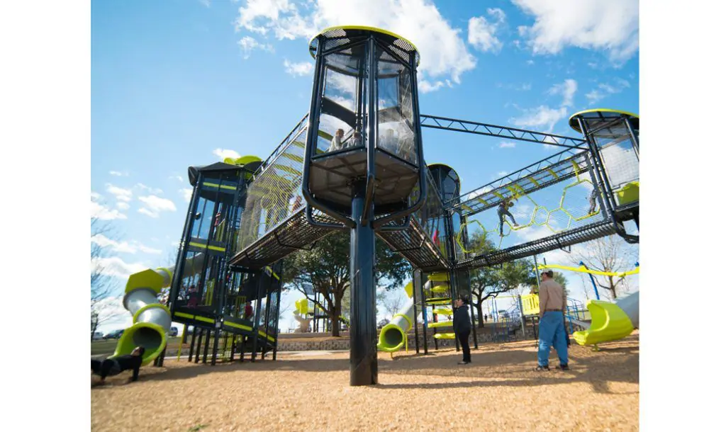 XGEN Hex Center Stage Tower | Miracle Recreation